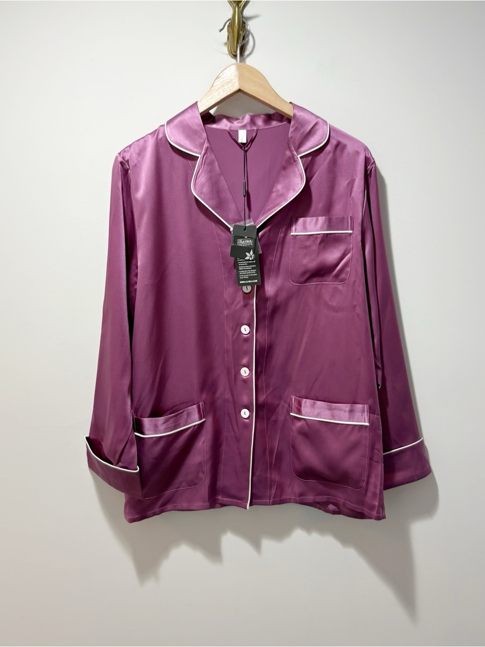 Lilysilk New Chic Trimmed Women’s Silk Pajama Top Only Size Medium Purple NWT